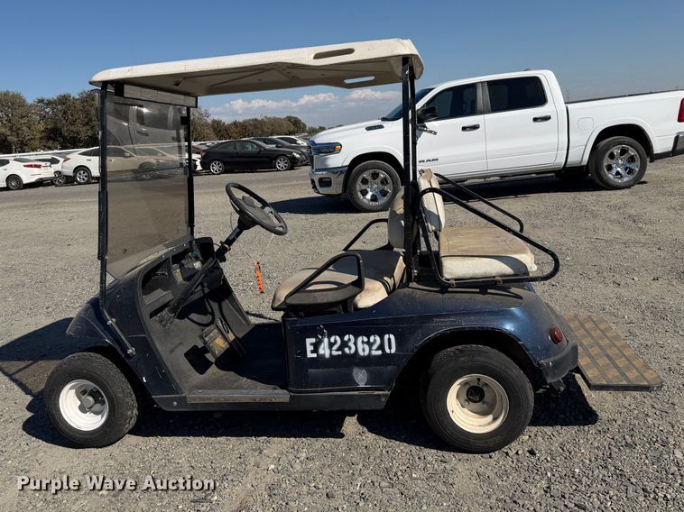 image for item YA5224 EZ-GO golf cart