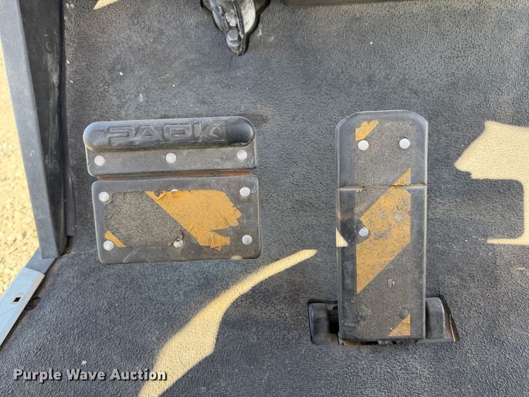 image for item YA5224 EZ-GO golf cart