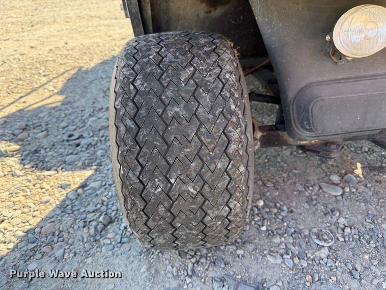 image for item YA5224 EZ-GO golf cart