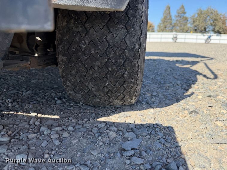 image for item YA5224 EZ-GO golf cart