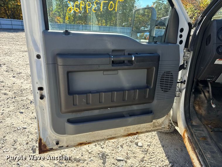 2012 Ford F350 SUPER DUTY