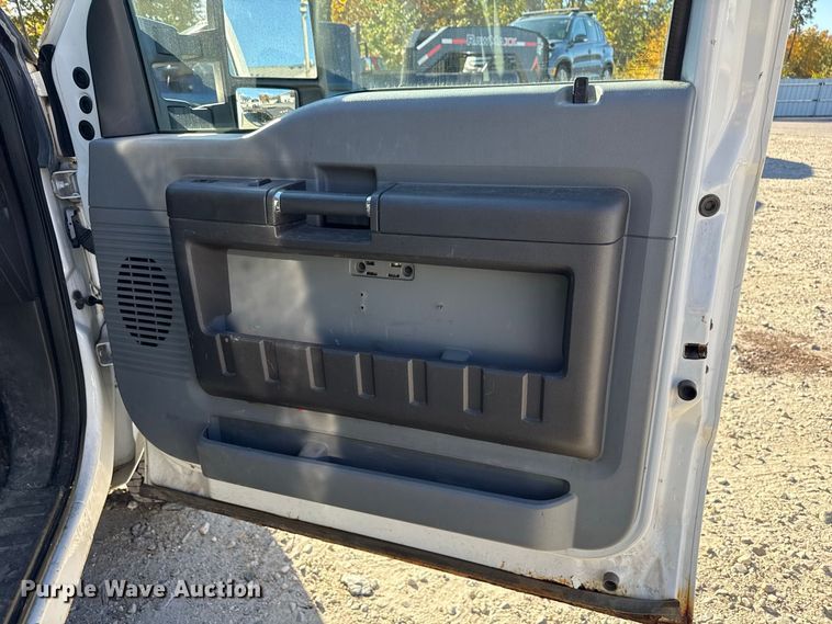 2012 Ford F350 SUPER DUTY