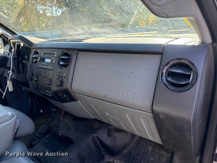 2012 Ford F350 SUPER DUTY