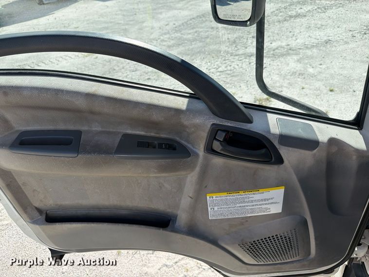 image for item YA5355 2017 Isuzu NPR box truck