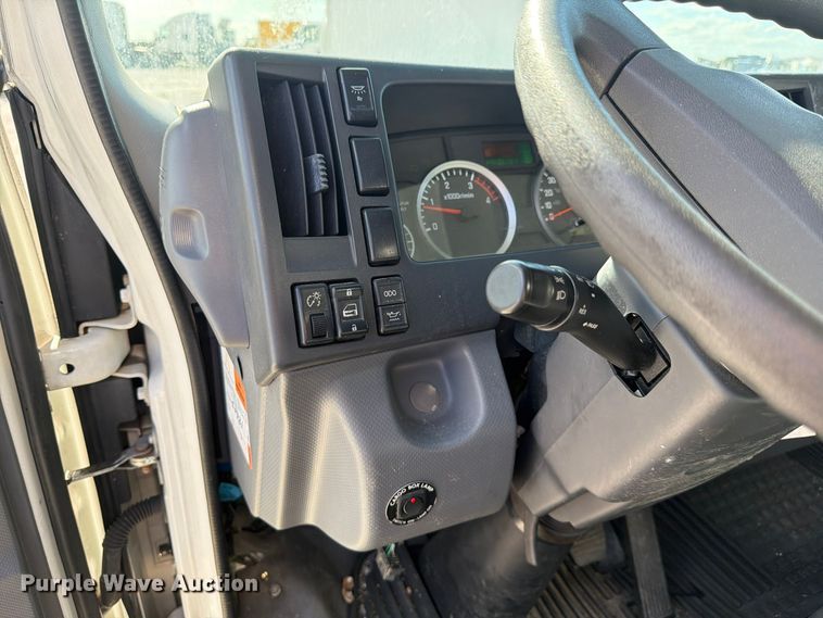 image for item YA5355 2017 Isuzu NPR box truck