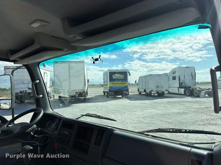 image for item YA5355 2017 Isuzu NPR box truck