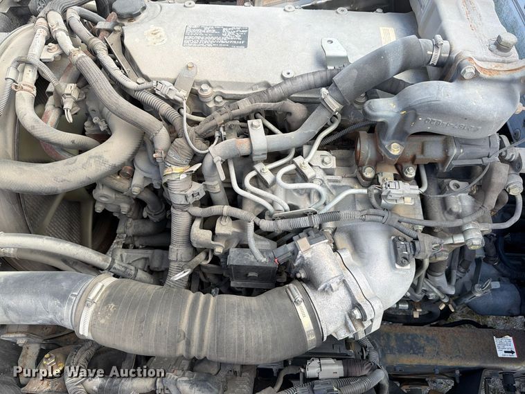 image for item YA5355 2017 Isuzu NPR box truck