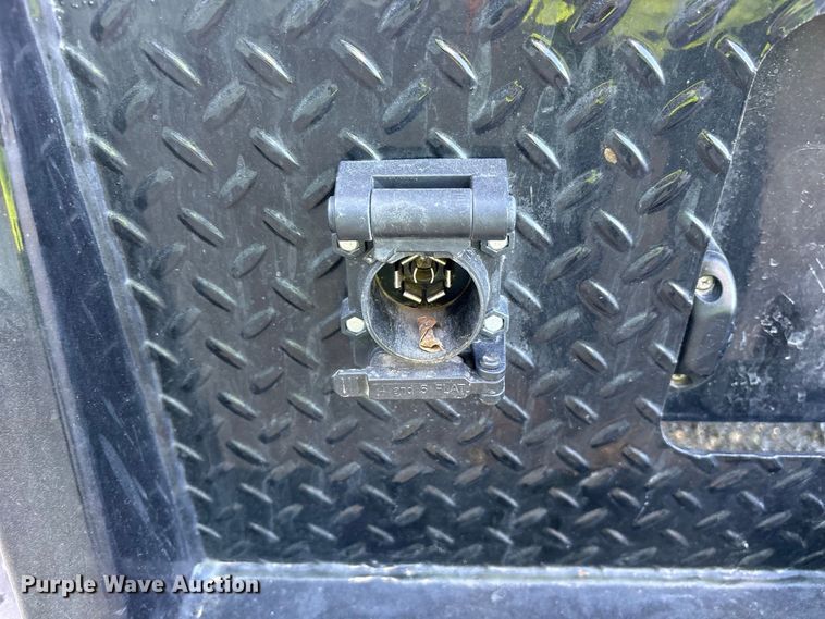 image for item YA5371 2019 Ford F350 Super Duty Crew Cab flatbed truck