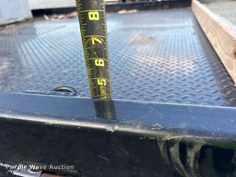 image for item YA5371 2019 Ford F350 Super Duty Crew Cab flatbed truck