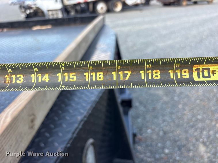 image for item YA5371 2019 Ford F350 Super Duty Crew Cab flatbed truck