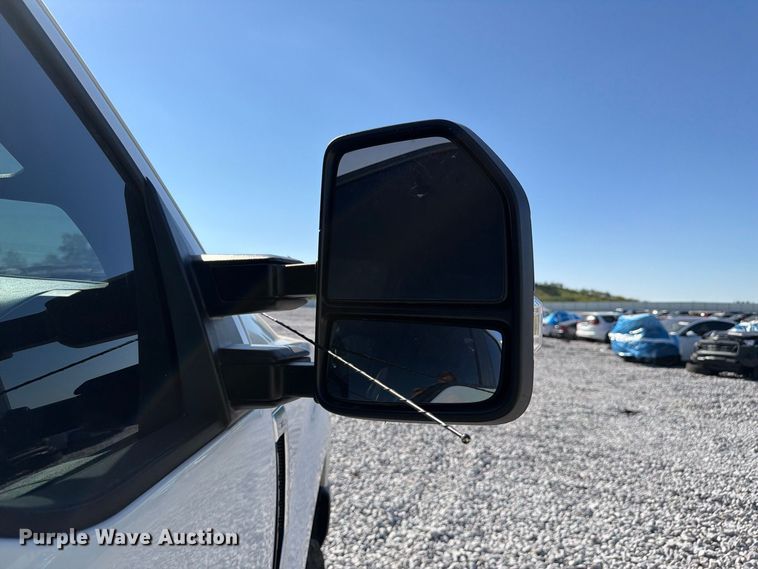image for item YA5384 2019 Ford F250 Super Duty Ext. Cab pickup truck