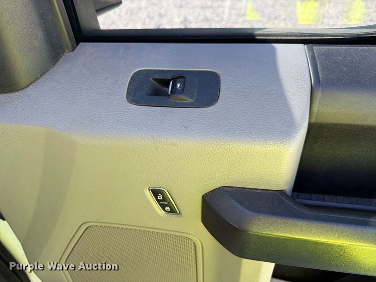 image for item YA5384 2019 Ford F250 Super Duty Ext. Cab pickup truck