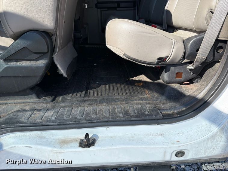 image for item YA5384 2019 Ford F250 Super Duty Ext. Cab pickup truck