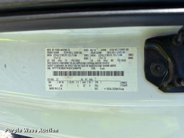 image for item YA5384 2019 Ford F250 Super Duty Ext. Cab pickup truck