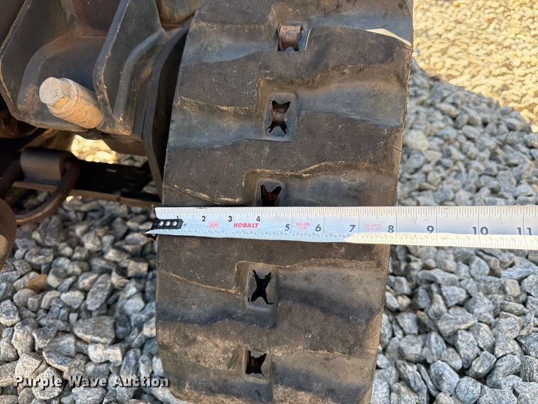 image for item YA5453 2016 Ditch Witch R300 cable plow