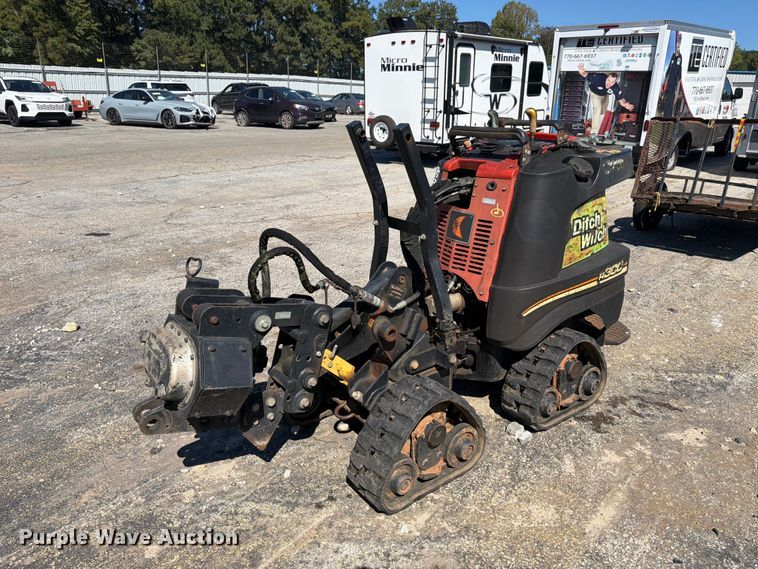 image for item YA5455 2016 Ditch Witch R300 cable plow