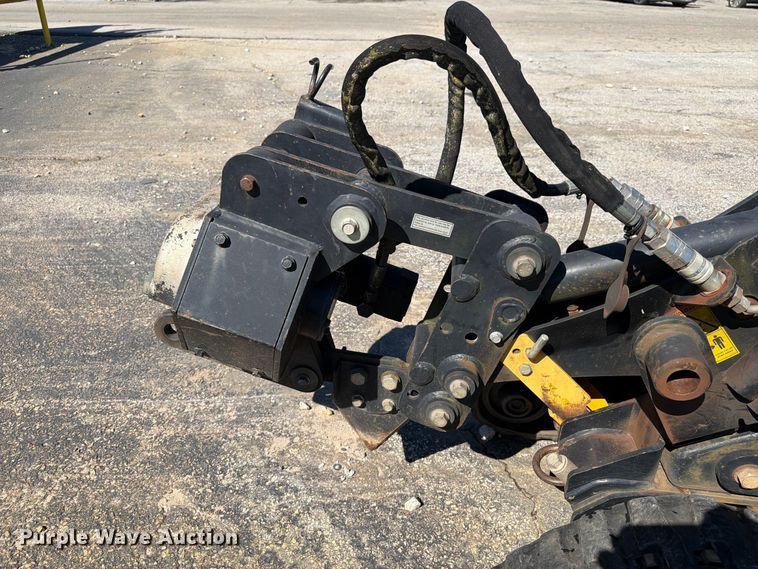 image for item YA5455 2016 Ditch Witch R300 cable plow