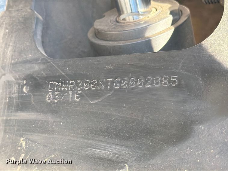 image for item YA5455 2016 Ditch Witch R300 cable plow