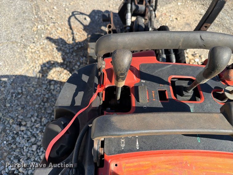 image for item YA5457 2013 Ditch Witch R300 cable plow