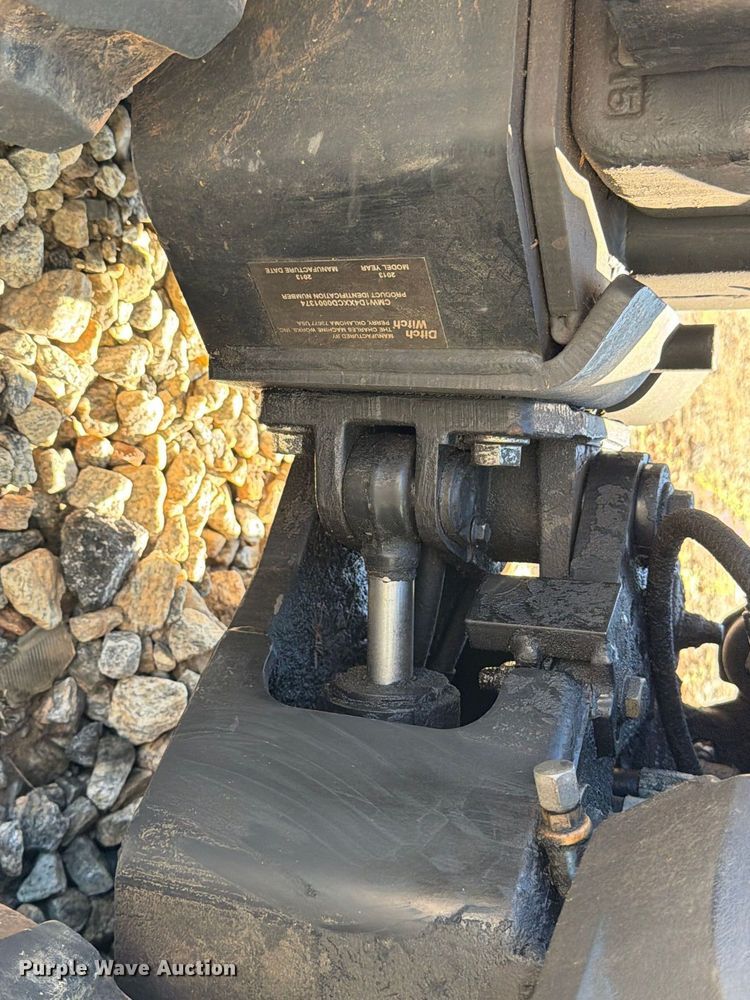 image for item YA5457 2013 Ditch Witch R300 cable plow