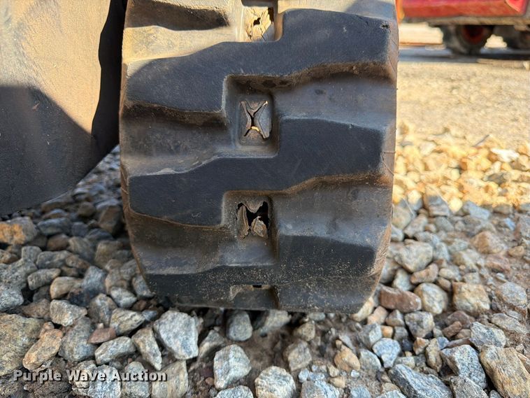 image for item YA5457 2013 Ditch Witch R300 cable plow