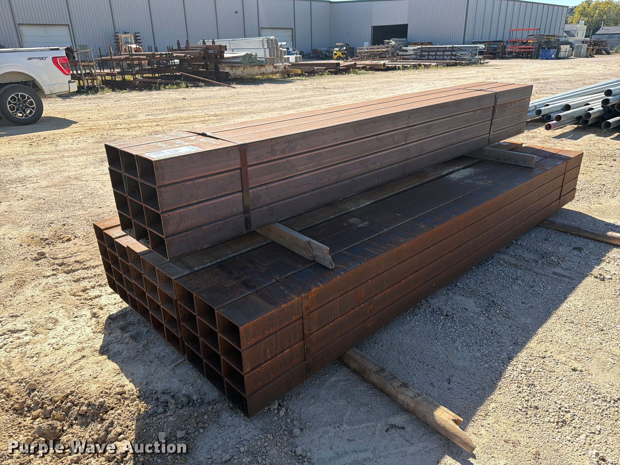 Rectangular tubing in Dubuque, IA | Item DV2115 for sale | Purple Wave