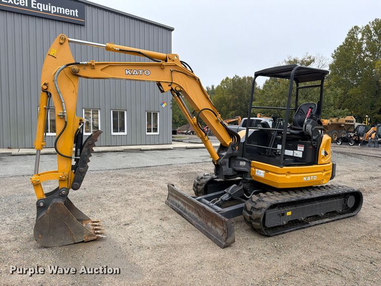 image for item DT2947 Kato HD50v5 Mini excavator
