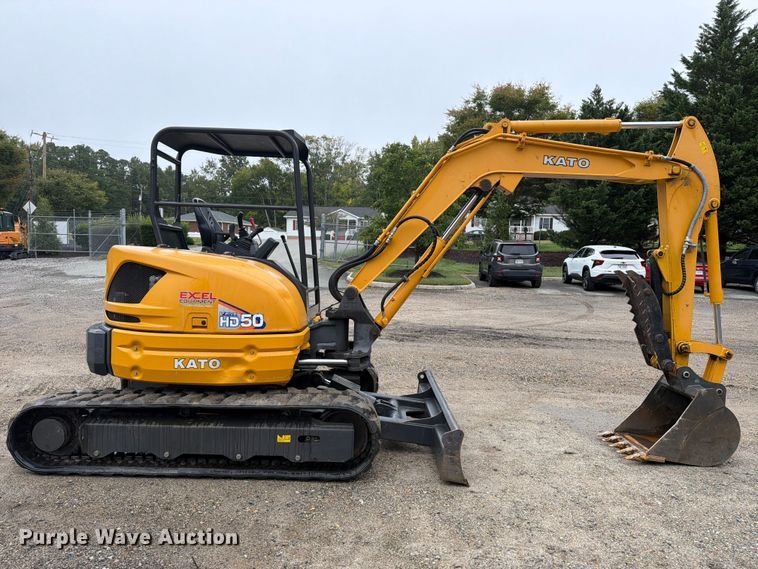 image for item DT2947 Kato HD50v5 Mini excavator