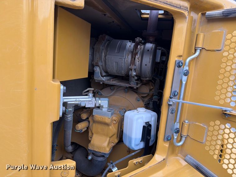 image for item DT2948 2022 Caterpillar 310 mini excavator
