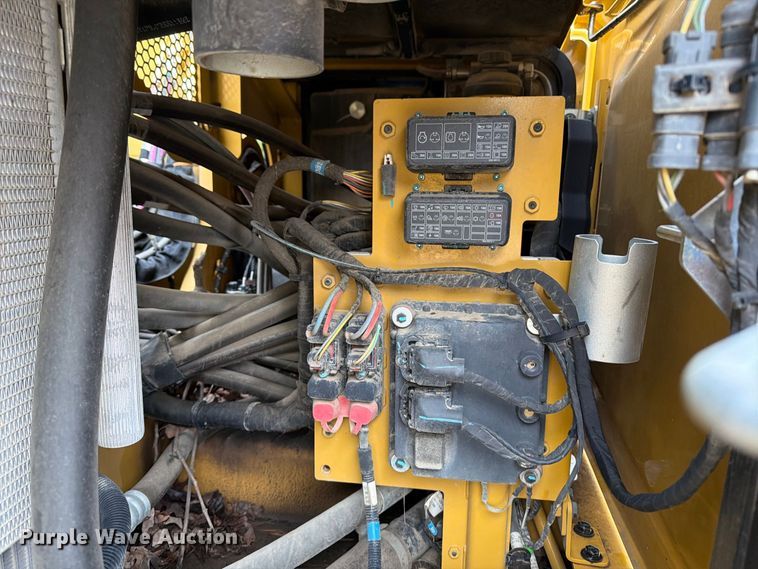image for item DT2948 2022 Caterpillar 310 mini excavator