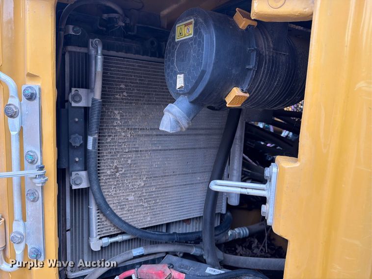 image for item DT2948 2022 Caterpillar 310 mini excavator