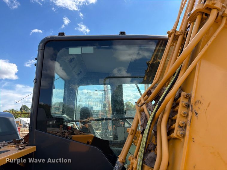 image for item DT2949 2022 Kato 512LC-7 excavator