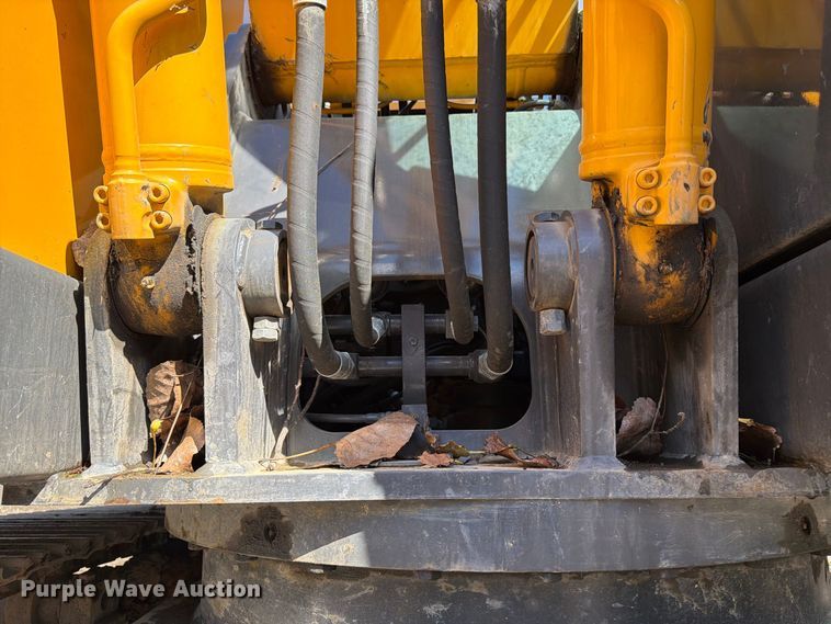 image for item DT2949 2022 Kato 512LC-7 excavator