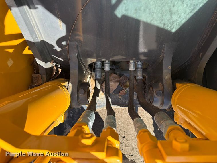 image for item DT2949 2022 Kato 512LC-7 excavator