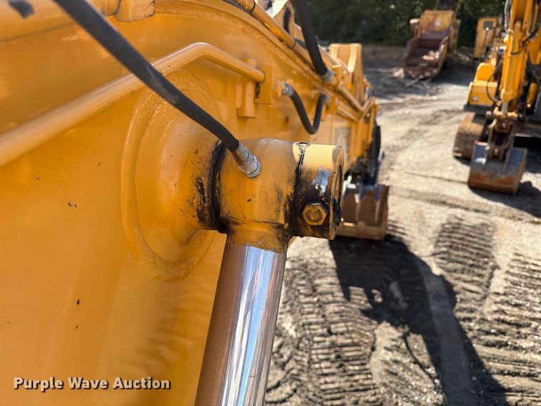 image for item DT2949 2022 Kato 512LC-7 excavator