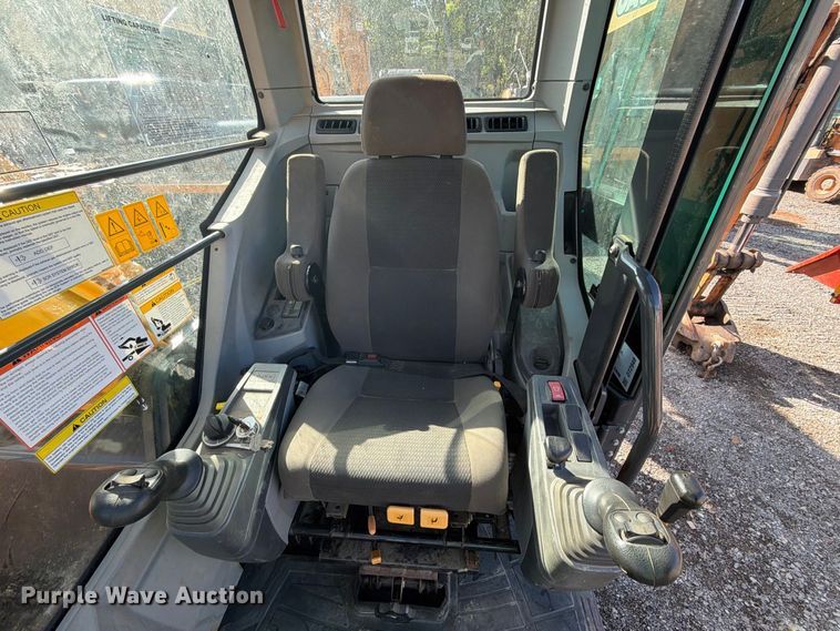 image for item DT2949 2022 Kato 512LC-7 excavator