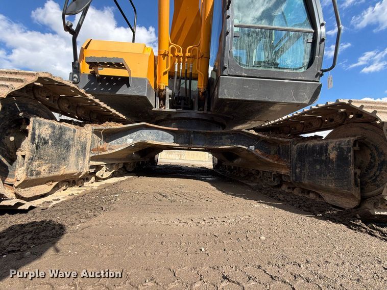 image for item DT2949 2022 Kato 512LC-7 excavator