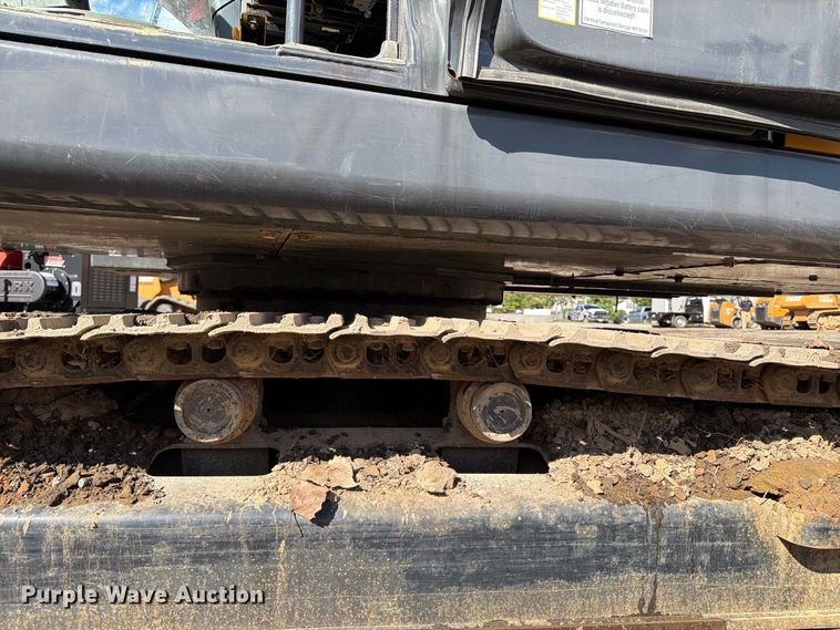 image for item DT2949 2022 Kato 512LC-7 excavator