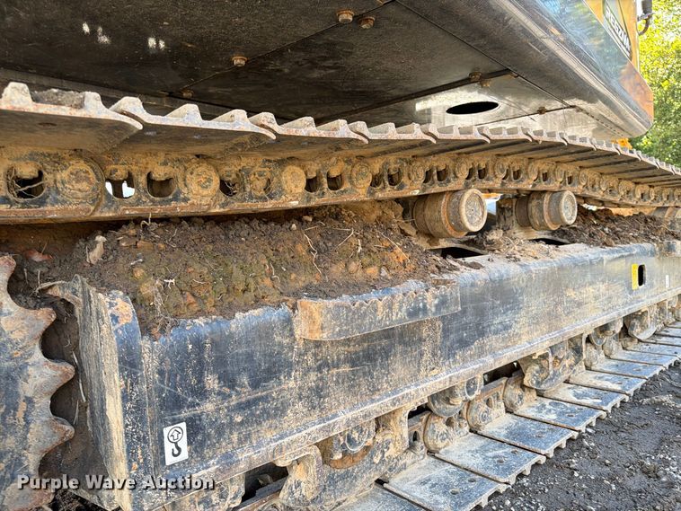 image for item DT2949 2022 Kato 512LC-7 excavator
