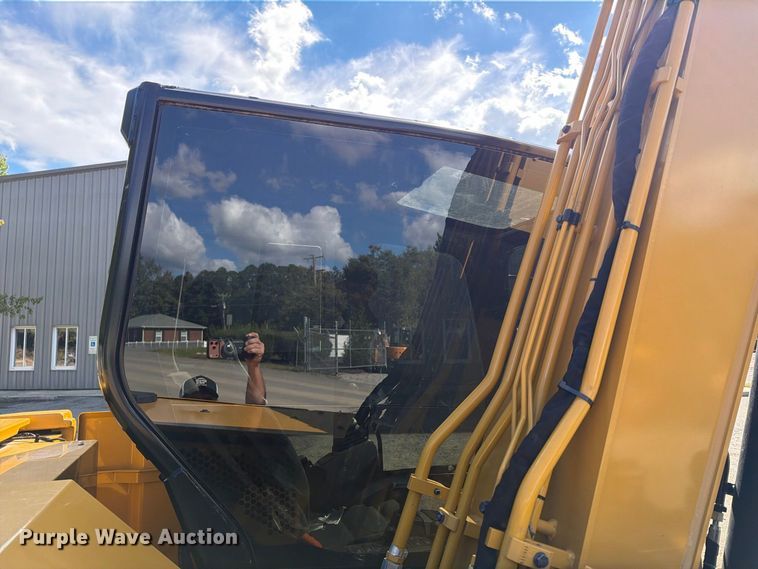 image for item DT2950 2022 Caterpillar 307.5 mini excavator
