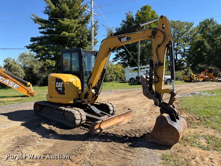 image for item DT2951 2016 Caterpillar 305E2 mini excavator