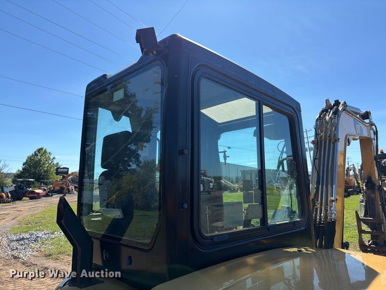 image for item DT2951 2016 Caterpillar 305E2 mini excavator