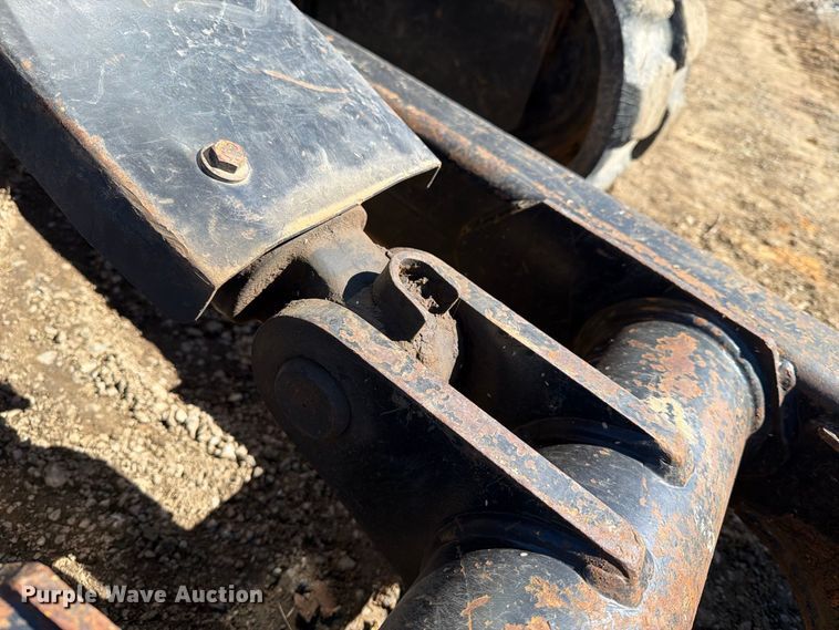 image for item DT2951 2016 Caterpillar 305E2 mini excavator