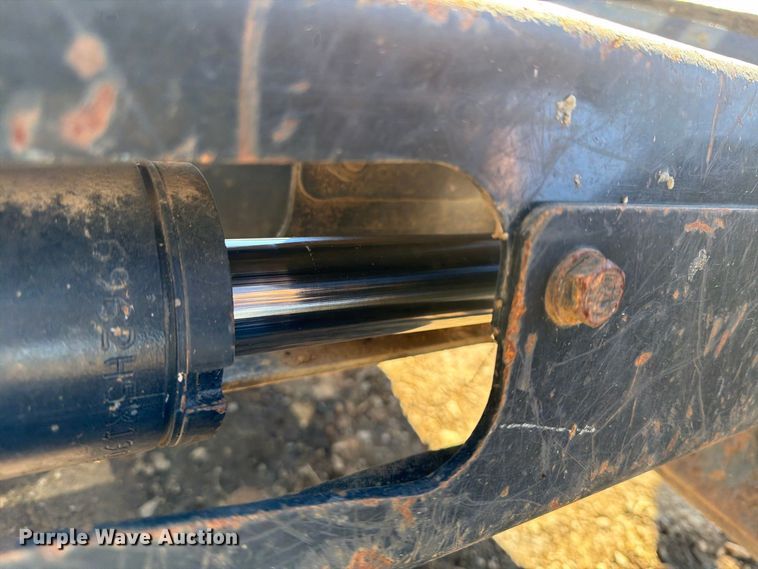 image for item DT2951 2016 Caterpillar 305E2 mini excavator