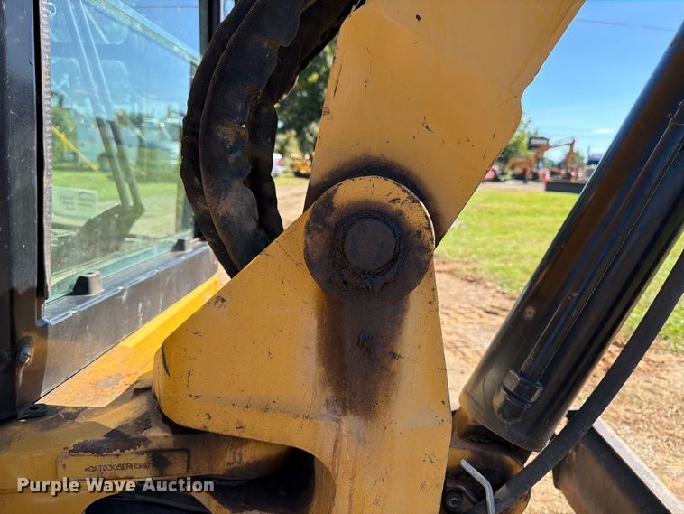 image for item DT2951 2016 Caterpillar 305E2 mini excavator