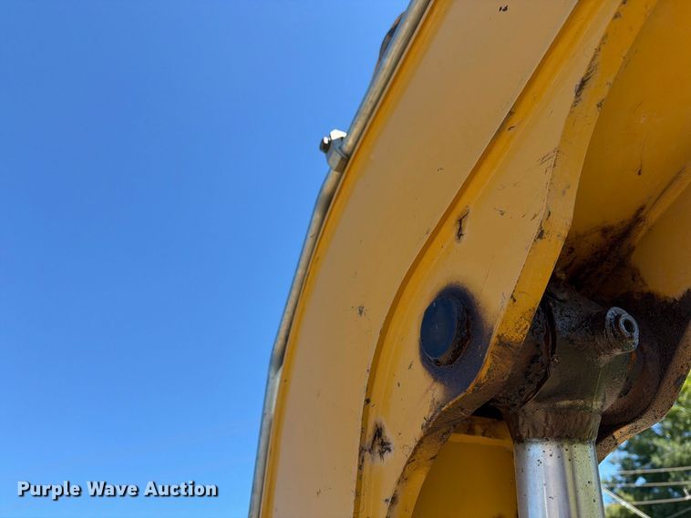 image for item DT2951 2016 Caterpillar 305E2 mini excavator