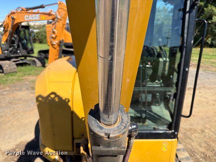image for item DT2951 2016 Caterpillar 305E2 mini excavator