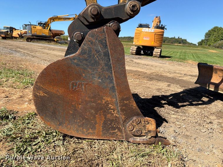 image for item DT2951 2016 Caterpillar 305E2 mini excavator