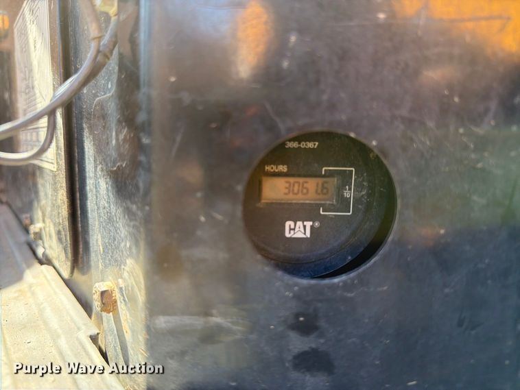 image for item DT2951 2016 Caterpillar 305E2 mini excavator