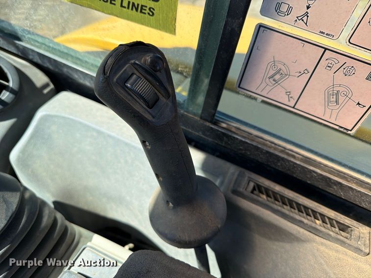 image for item DT2951 2016 Caterpillar 305E2 mini excavator